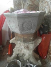 Bán và giao lưu chậu đá cổ trăm tuổi 