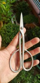 Kéo tỉa dăm cao cấp Nasu trái cà tím chất thép trắng không rỉ,size 180