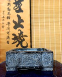 Chậu đá thì nhiều...