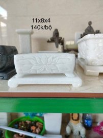 Còn vài chậu đá mini thủ công