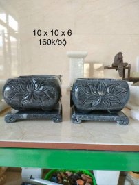 Còn vài chậu đá mini thủ công