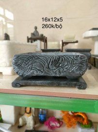 Còn vài chậu đá mini thủ công