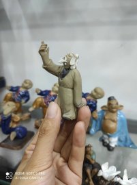 Tượng em sẵn hàng