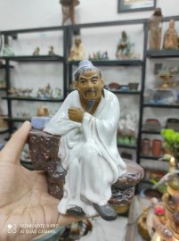 Tượng em sẵn hàng
