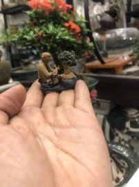 Tượng em sẵn hàng