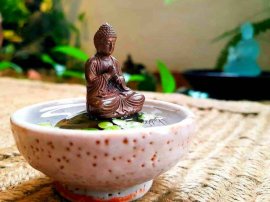 Giao lưu tượng Phật Tôn bằng đồng đỏ nguyên khối đặc kịt cho ae decor