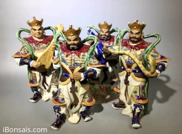 Ma Gia Tứ Tướng giá công khai cả bộ 4 pho 4500k