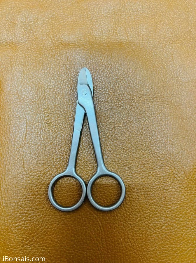 Kéo cắt dây nhôm xỏ ngón