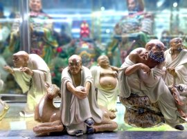 Bộ tượng mà tỷ lệ người chơi sở hữu từ Nam ra Bắc...