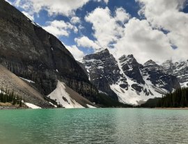 Hồ Moraine: từ mặt hồ đến đỉnh núi