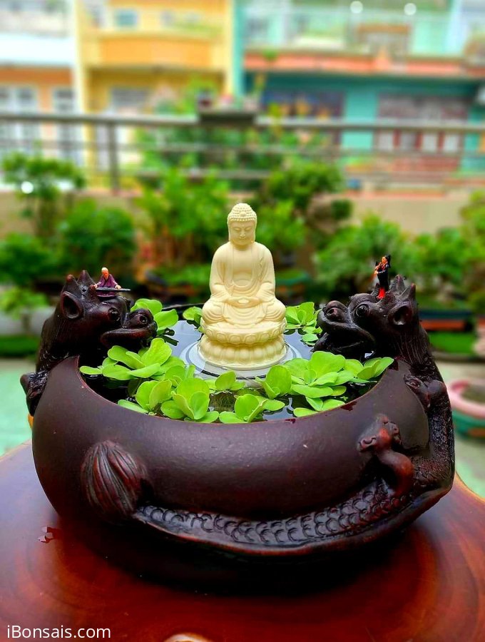 Tác phẩm:" Long Sơn Phật Đài ".