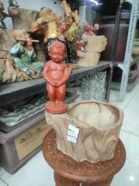 Chậu chú tiểu