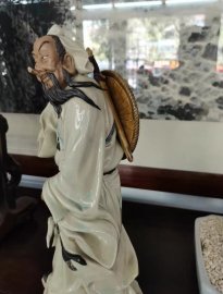 Hàng kỹ thuật cao kỹ nét sắc diện truyền thần tôn vinh nghệ thuật gốm 