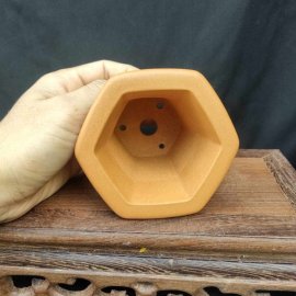 Chậu lục giác thủ công; quặng thô nguyên bản LG009