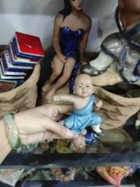 Tượng chú tiểu & phật ký cây.