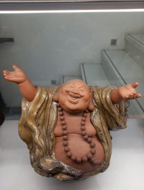 Nụ cười Di Lạc ai ơi!