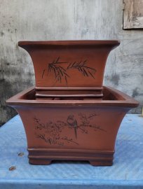 Bộ vuông tàu lỗi còn 2 bộ thanh lí ạ