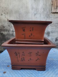 Bộ vuông tàu lỗi còn 2 bộ thanh lí ạ