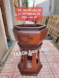 Còn 2 chiếc chậu kèm đôn gl ạ