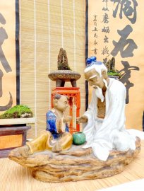 Cỏ cây có tươi tốt và úa tàn, cuộc sống có hưng thịnh và suy thoái