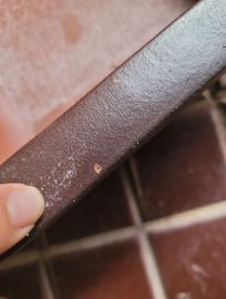 Chiếc chậu có đôn bị lỗi e thanh lí dọn kho ạ
